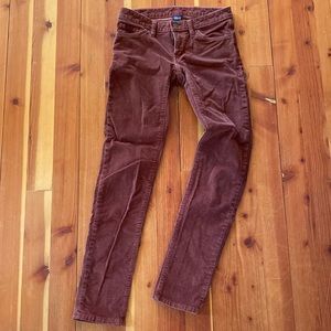 Women’s slim Patagonia corduroys